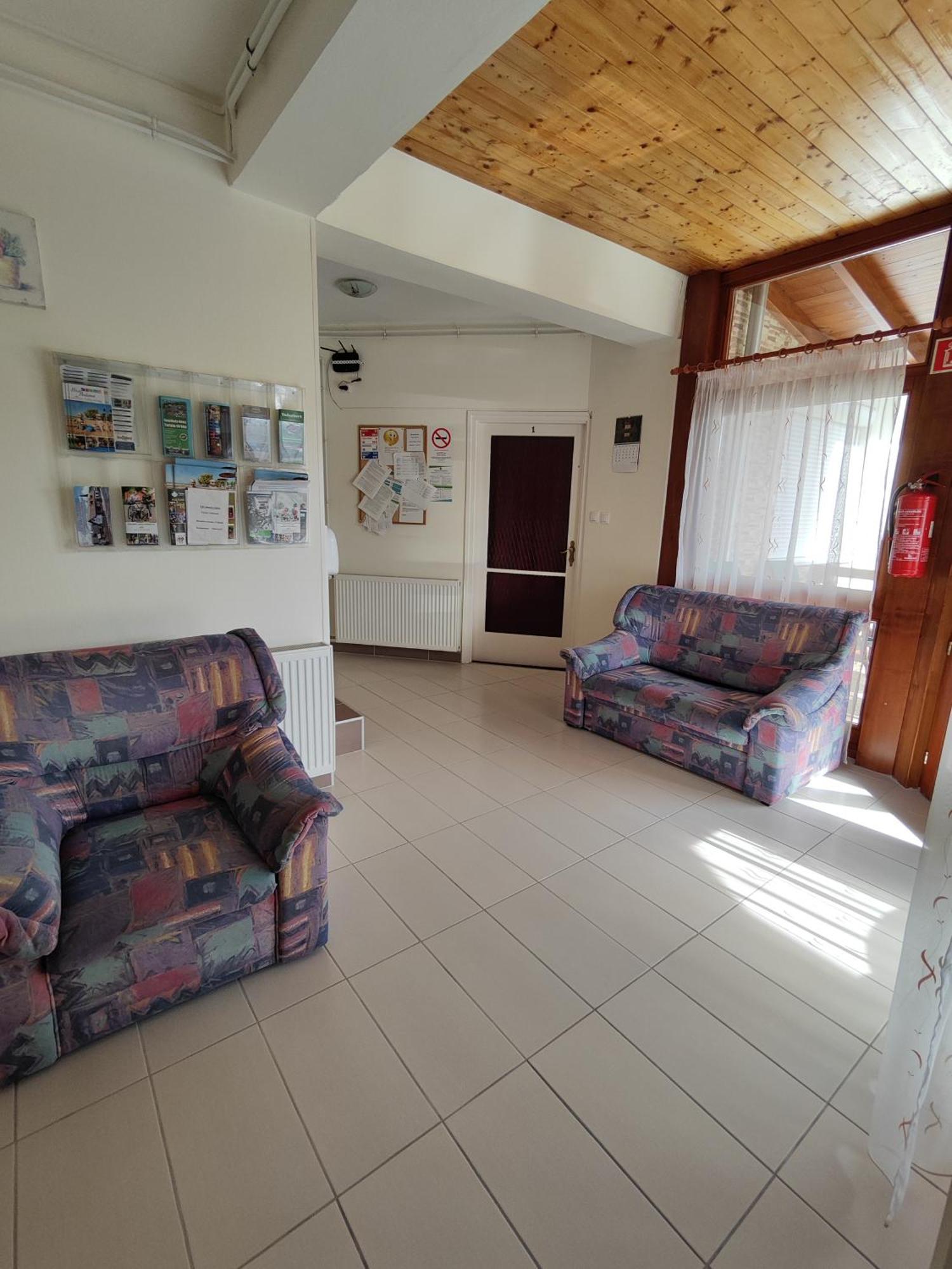 Havasi Vendeghaz Apartment Gyenesdias Bagian luar foto