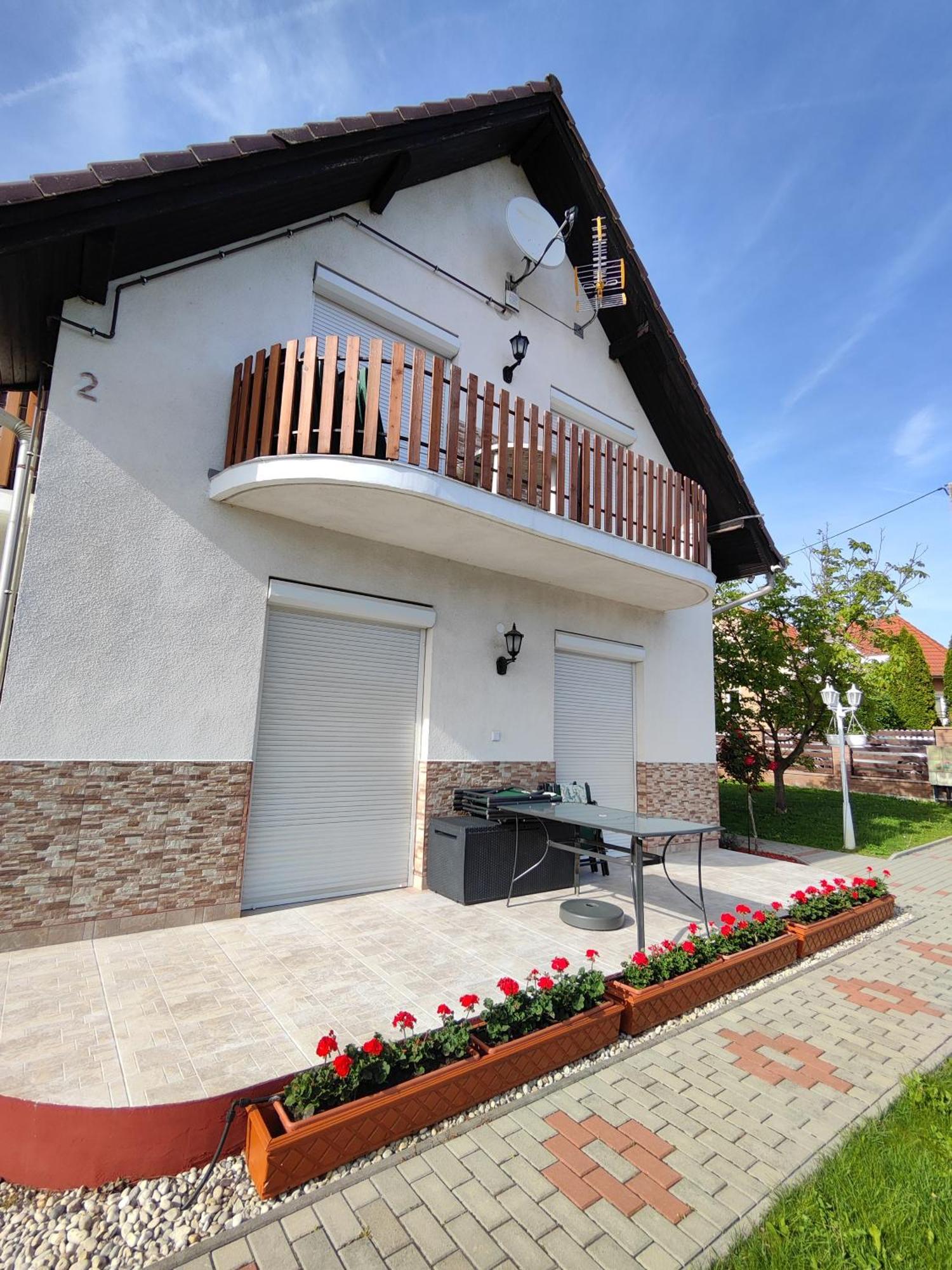 Havasi Vendeghaz Apartment Gyenesdias Bagian luar foto